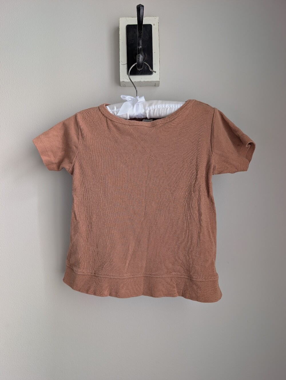 Kate Quinn Organic Cotton Brown Boxy Ribbed short sleeve knit top tee Size 4T